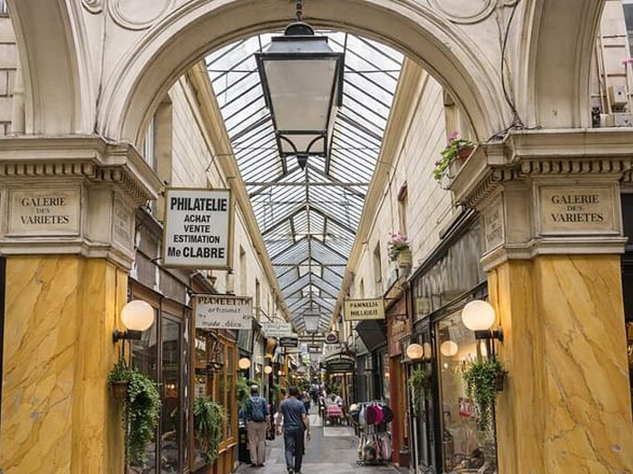 Paris - Passages Couverts : Visite guidée théatralisée en français, photo 4