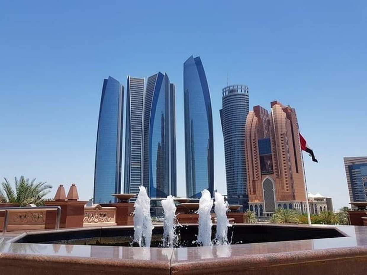 Semi Private Full-Day Tour of Abu Dhabi and Qasr al Watan Ticket, photo 2