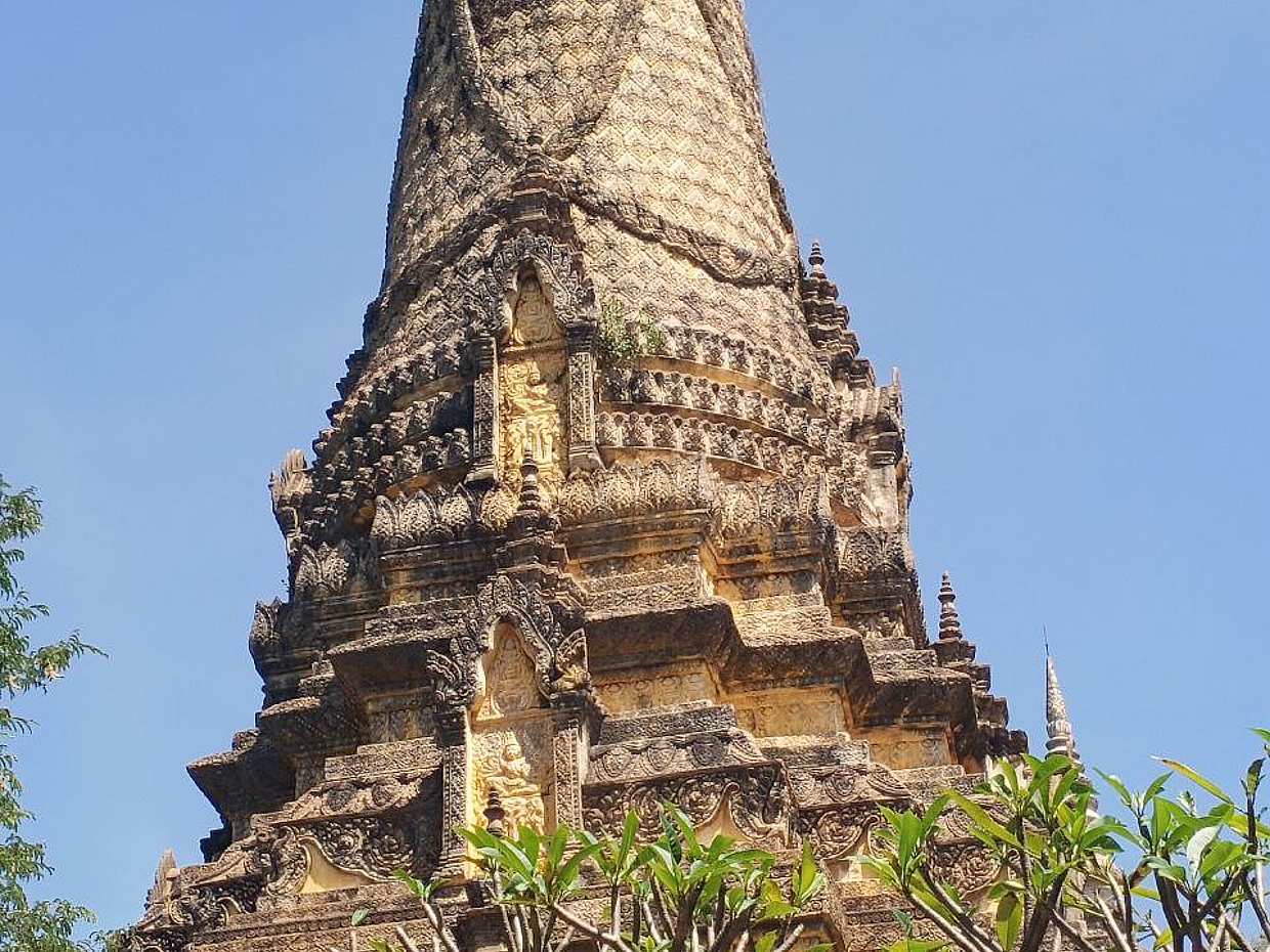 Private Tour to Udong Hill & Sunset Cruise on Mekong River in Cambodia, Phnom Penh, photo 2