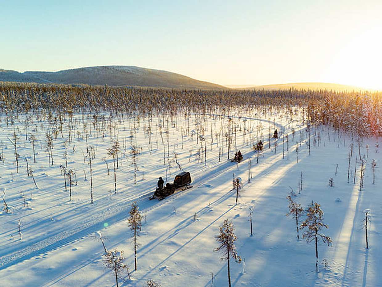 Family Snowmobile Safari with Kids’ Mini-Snowmobiles & Campfire, Levi, photo 2
