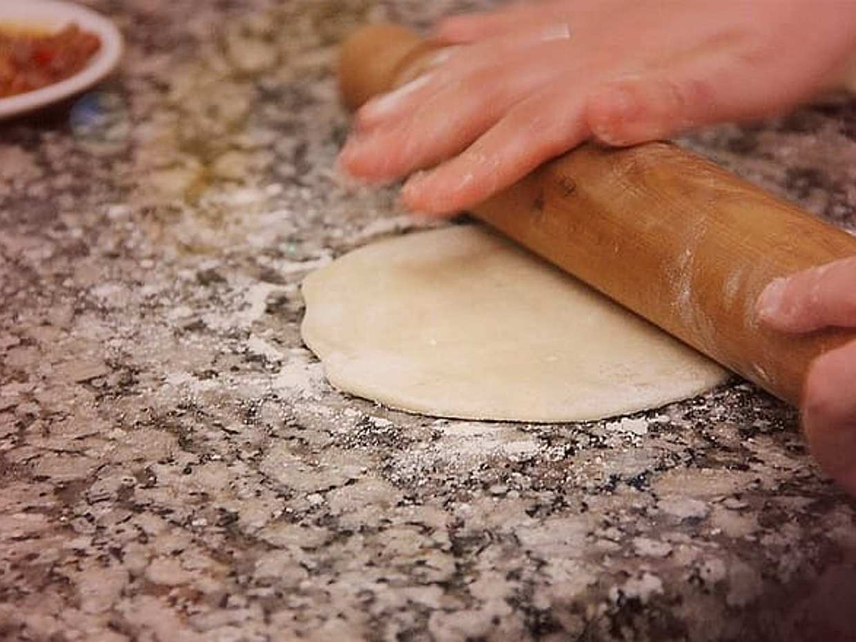 BA: Small-Group Empanadas Cooking Class in Palermo, photo 4