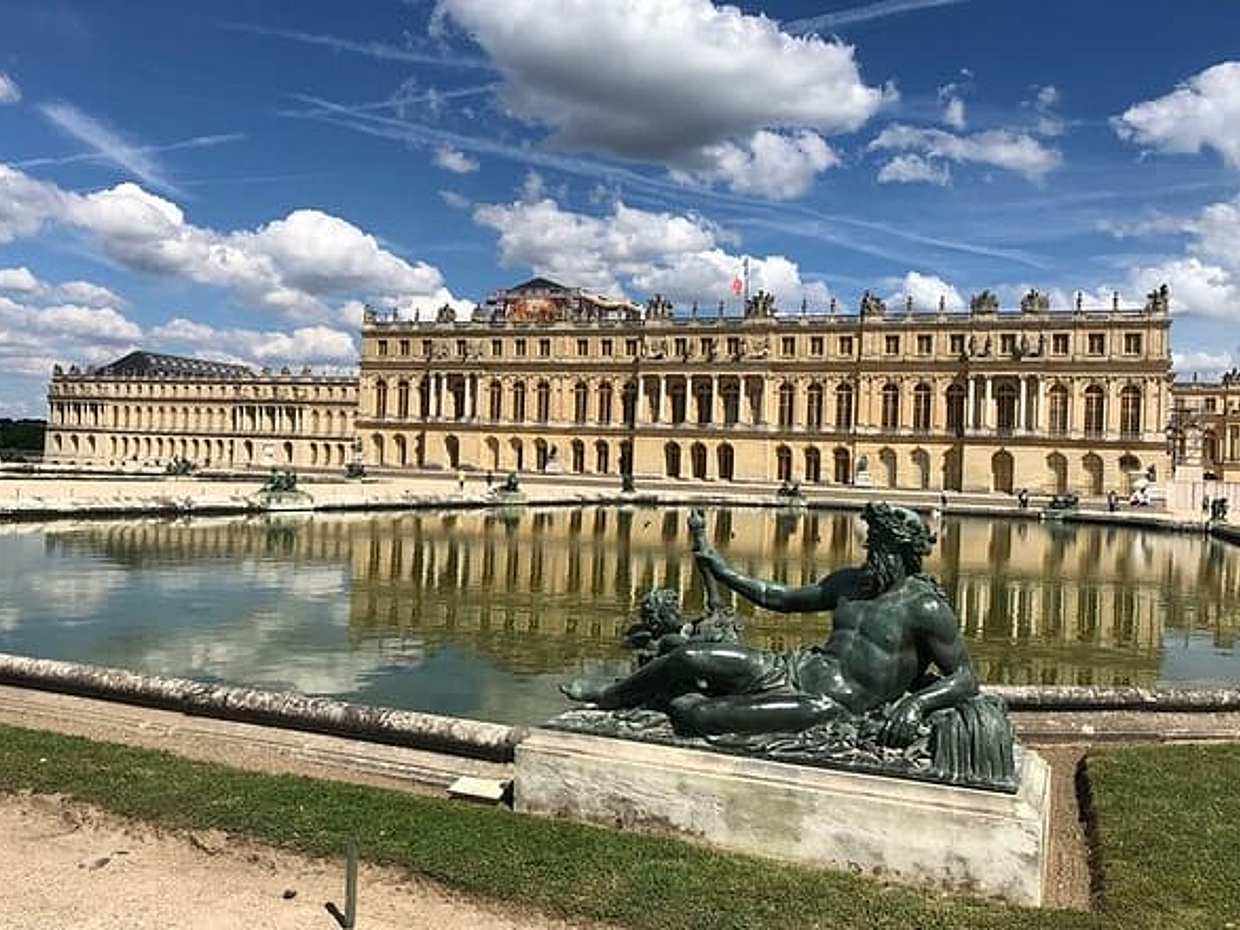 Full-Day Private Tour at Eiffel Summit Versailles and Paris, photo 5
