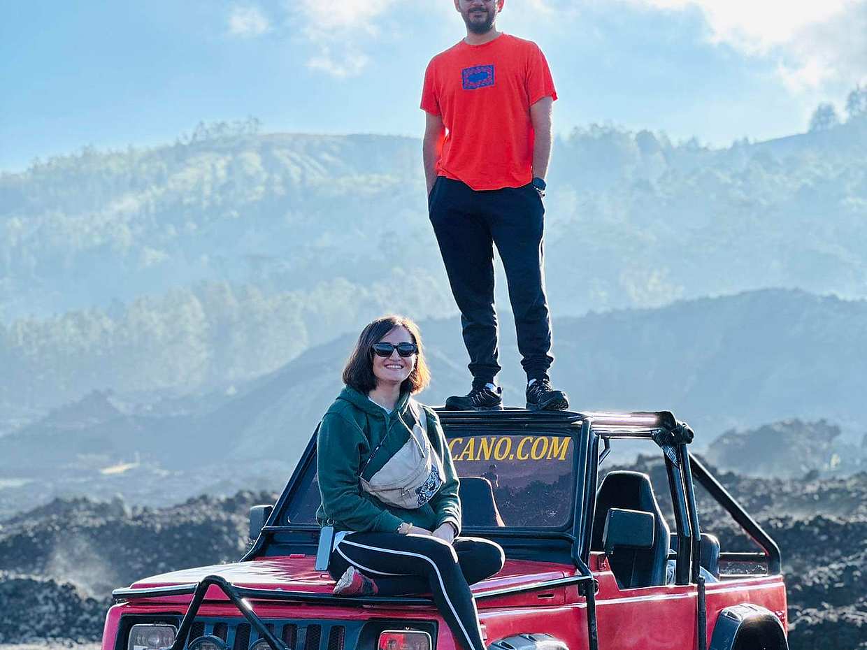 Bali : Mount Batur Sunrise Jeep Tour and Hot Springs
