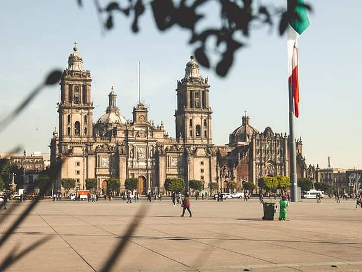 Guadalajara to Mexico City Private Transfer: Optional Sightseeing