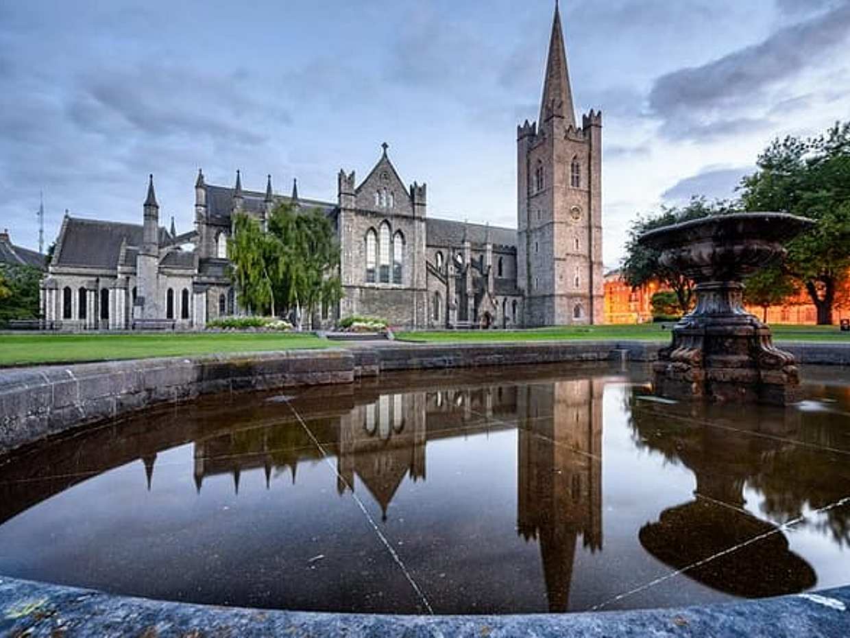 The Dublin Incident: Alien, Whiskey & Clues Exploration Game in Ireland, photo 2