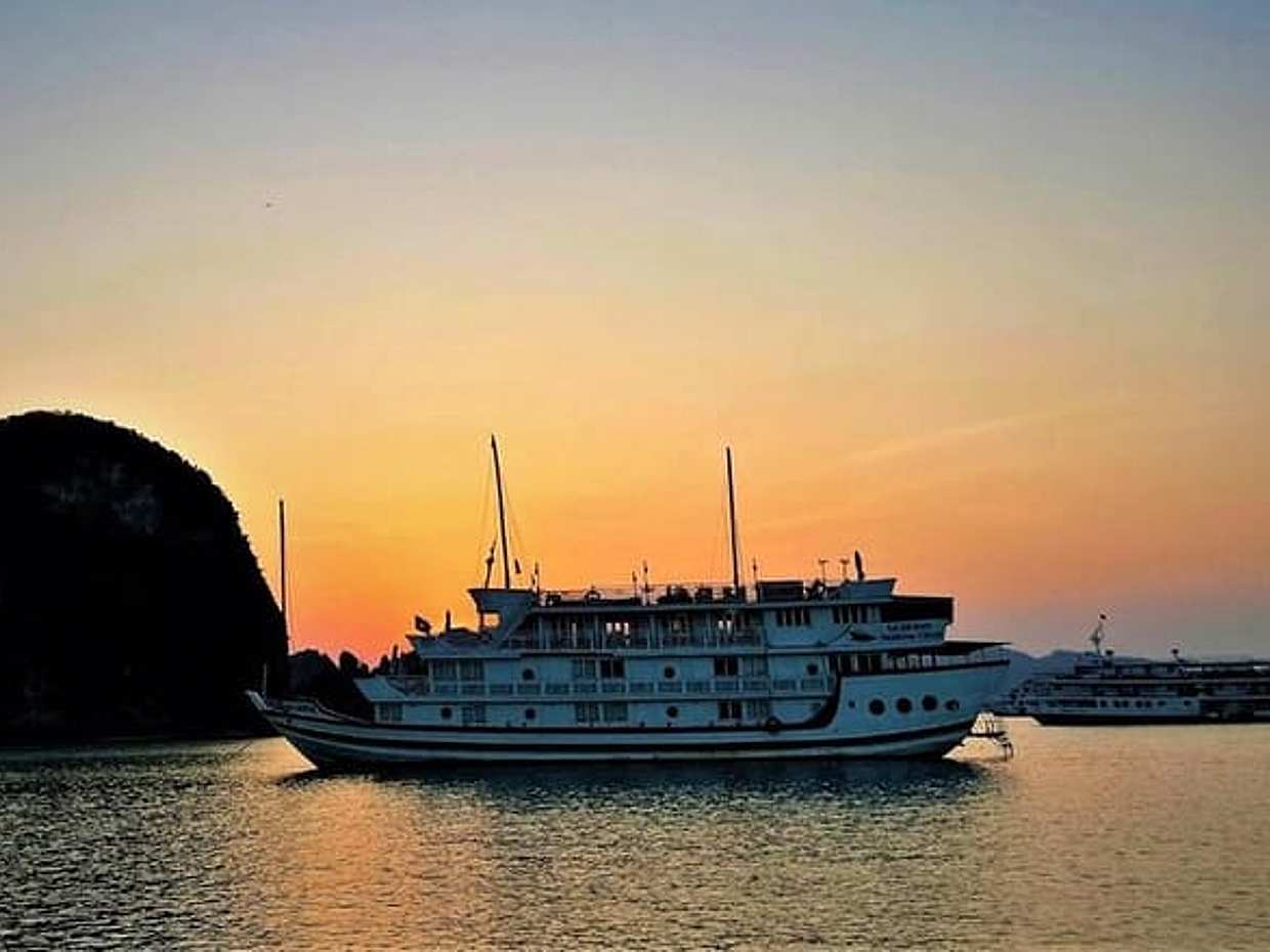 Hanoi To Sapa Fansipan & Getaway to Halong Bay Overnight Cruise ( SIC 6D5N), photo 5