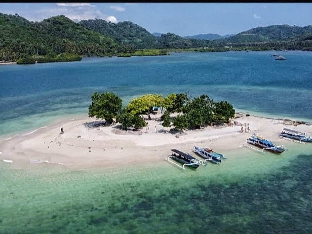 Nature, Exploration, Snorkeling, Stress Relief in Indonesia, Lombok