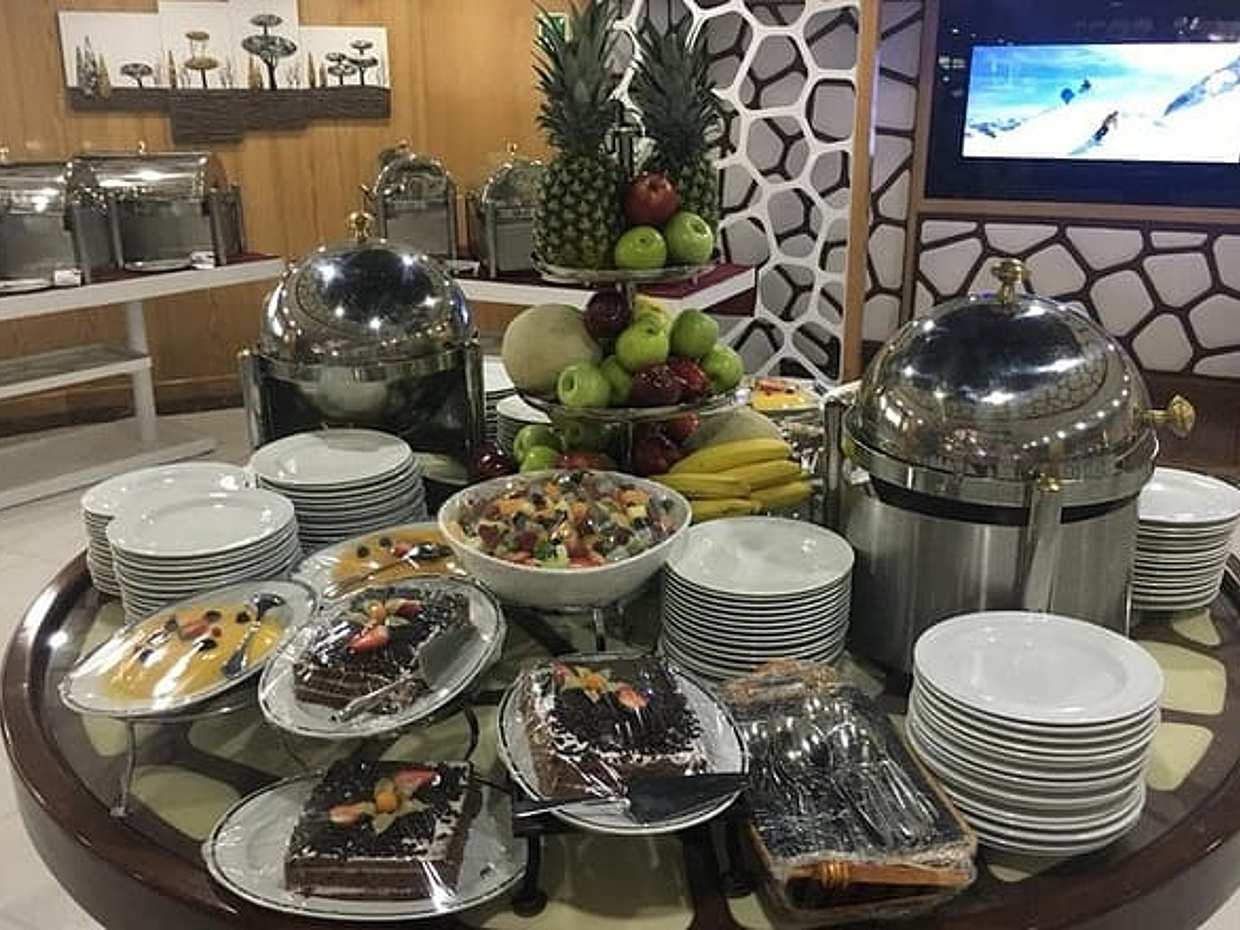Mega Yacht Cruise with 5 star Dinning Experience, photo 5