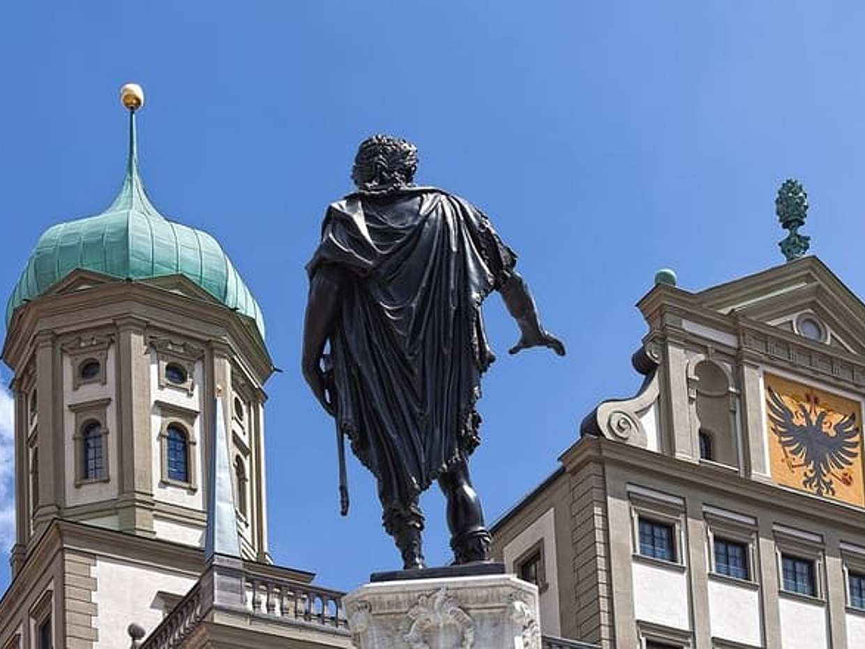 Private tour from Munich to Augsburg and back, friendly driver in Germany, photo 5