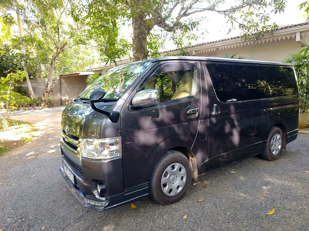 5 Day & 4 Night Sri Lanka Experience (KDH Van), Colombo