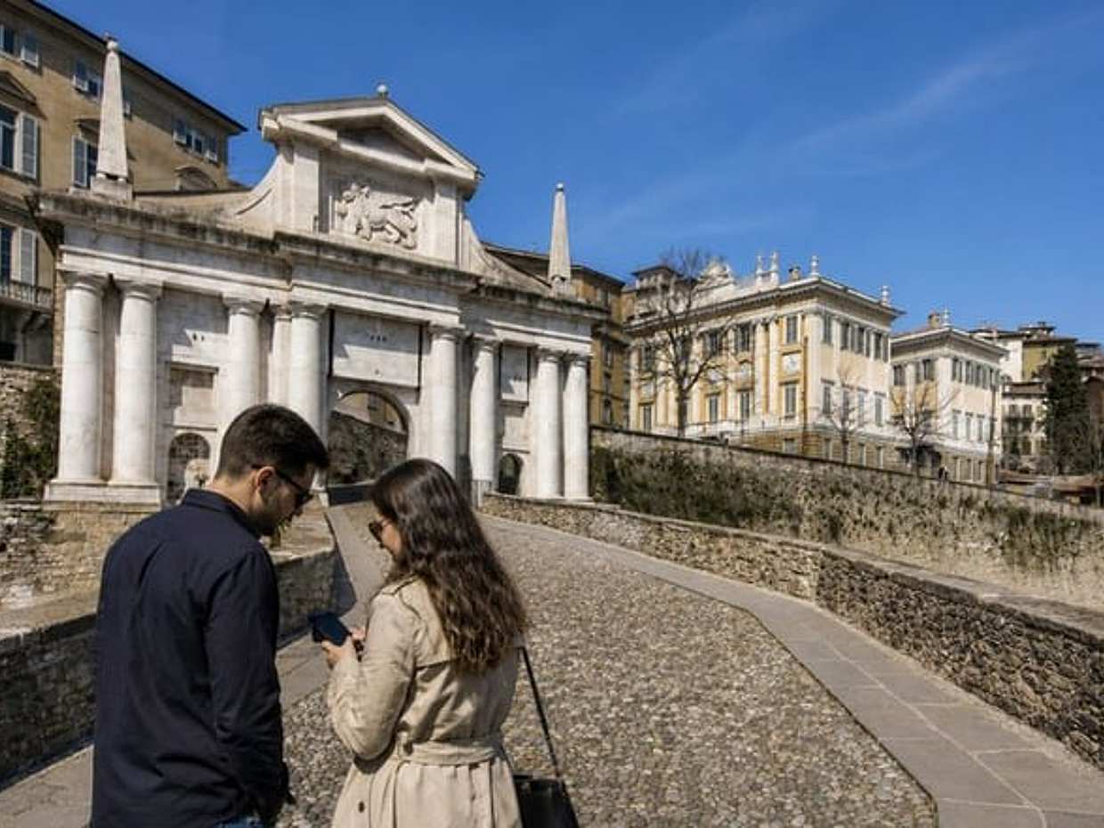 Old Bergamo Scavenger Hunt & Highlights Self-Guided Walking Tour, photo 4