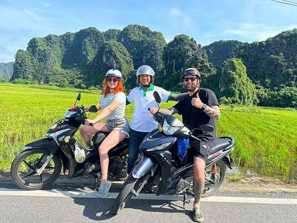 From Hanoi: 1 Day Motorbike Trip Discover the beauty of Ninh Binh
