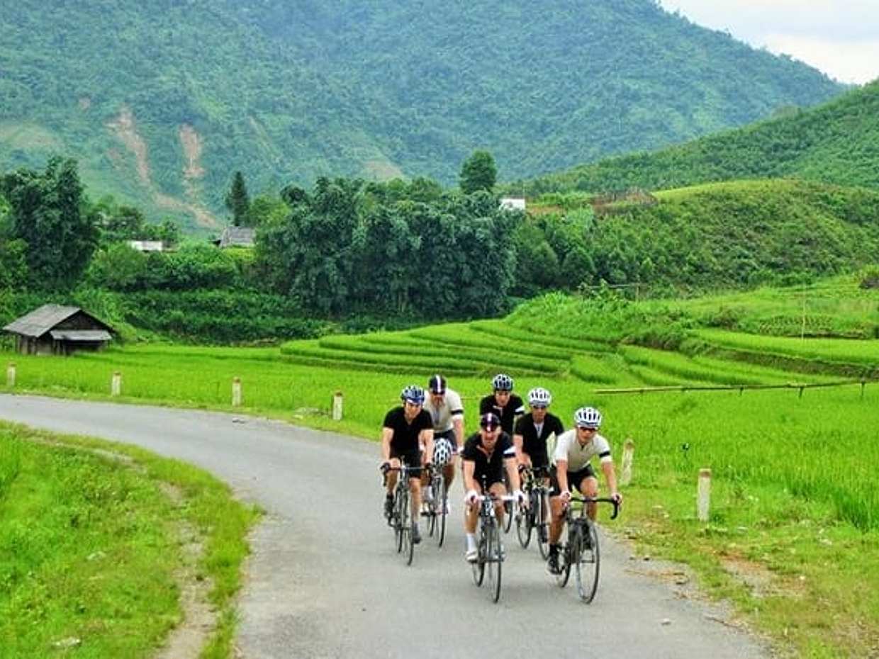 Sa Pa Trekking 3 days 4 nights - Private Tours + Overnight Train, photo 2