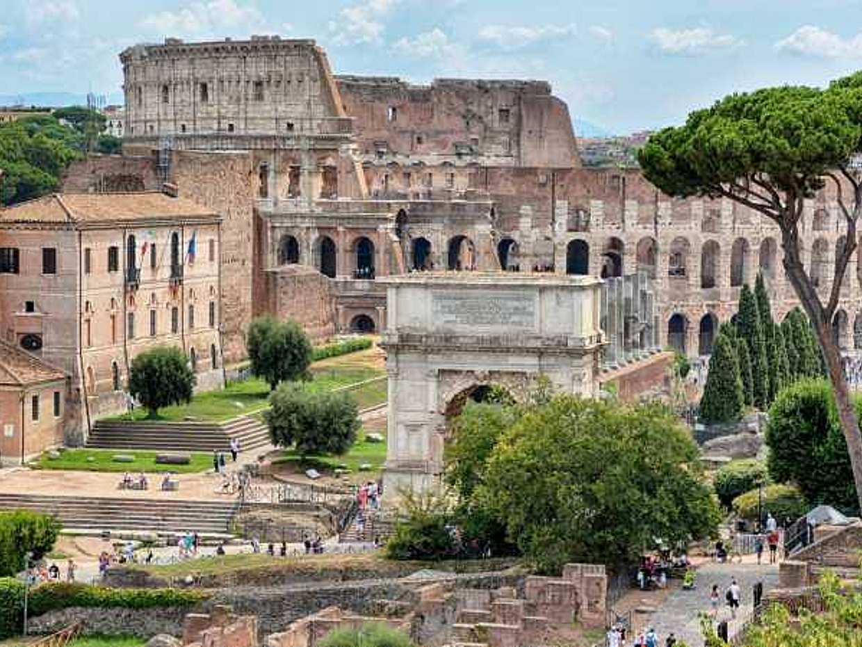Afternoon Colosseum and Roman Forum Guided Tour in Italy, photo 2