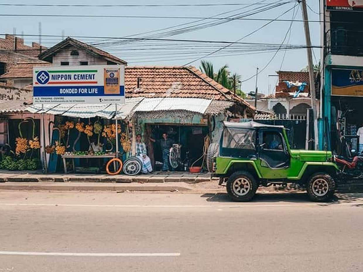 Colombo City Tour by War Jeep, photo 3