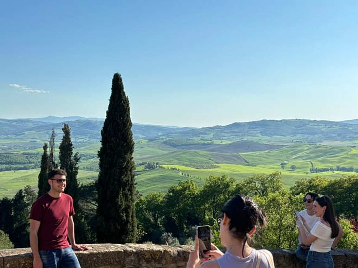 Val d’Orcia Wine Tour from Florence: Montalcino, Pienza & Brunello, photo 2