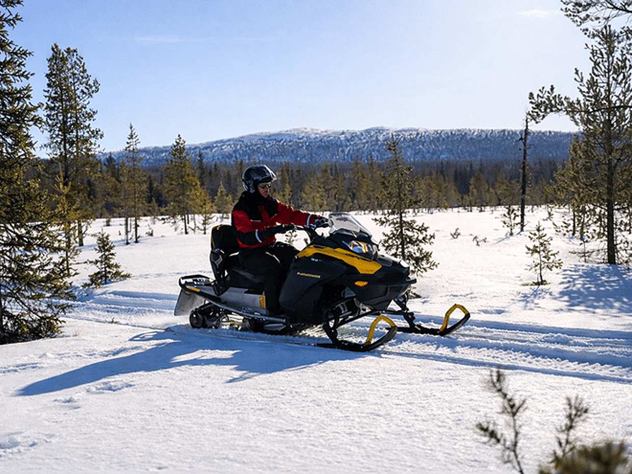 Extended Snowmobile Safari, Levi — long wilderness trails, adults only, photo 2