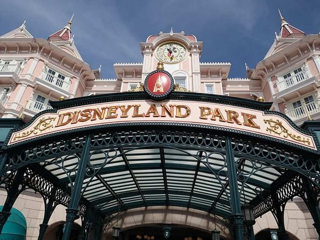 Private Disneyland trip with Eiffel Tower, photo 4