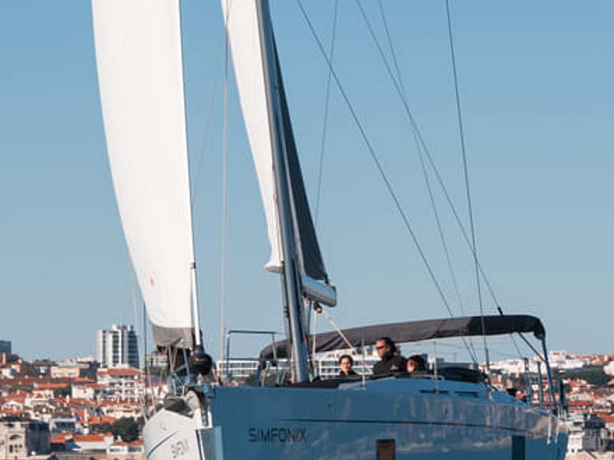 "Cascais 2 Stunden Premium Private Segeltour mit Getränk in Portugal", photo 2
