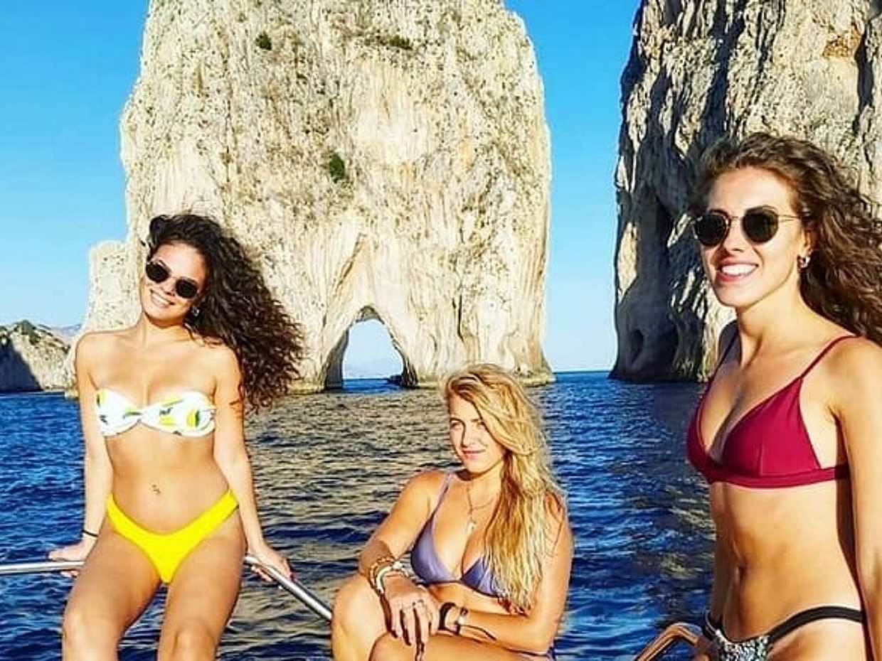 Small Group Capri Boat Tour from Sorrento with Swim Stops, photo 2