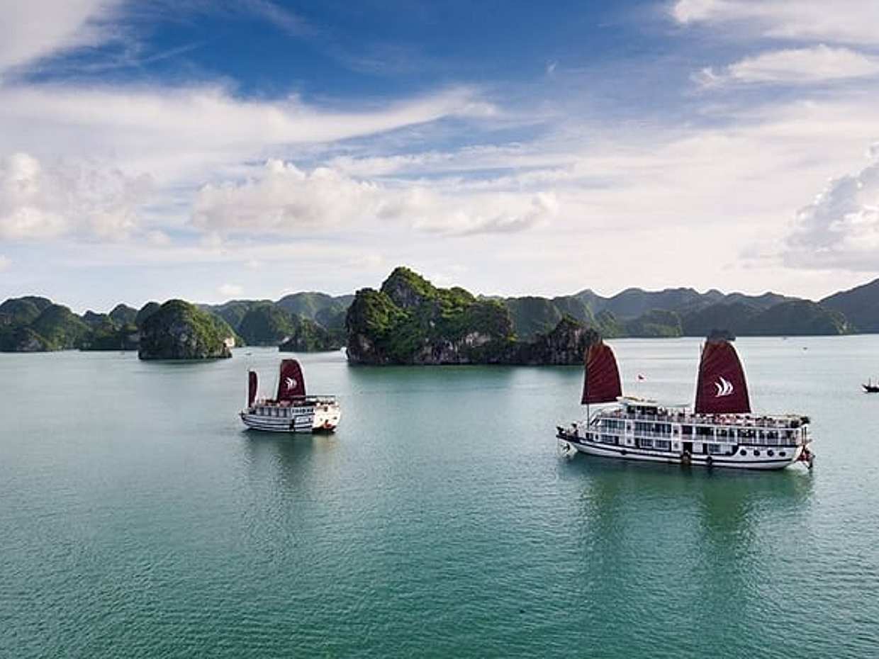 Hanoi Sapa Halong Bay Package Tour 5 Days 4 Nights, photo 3
