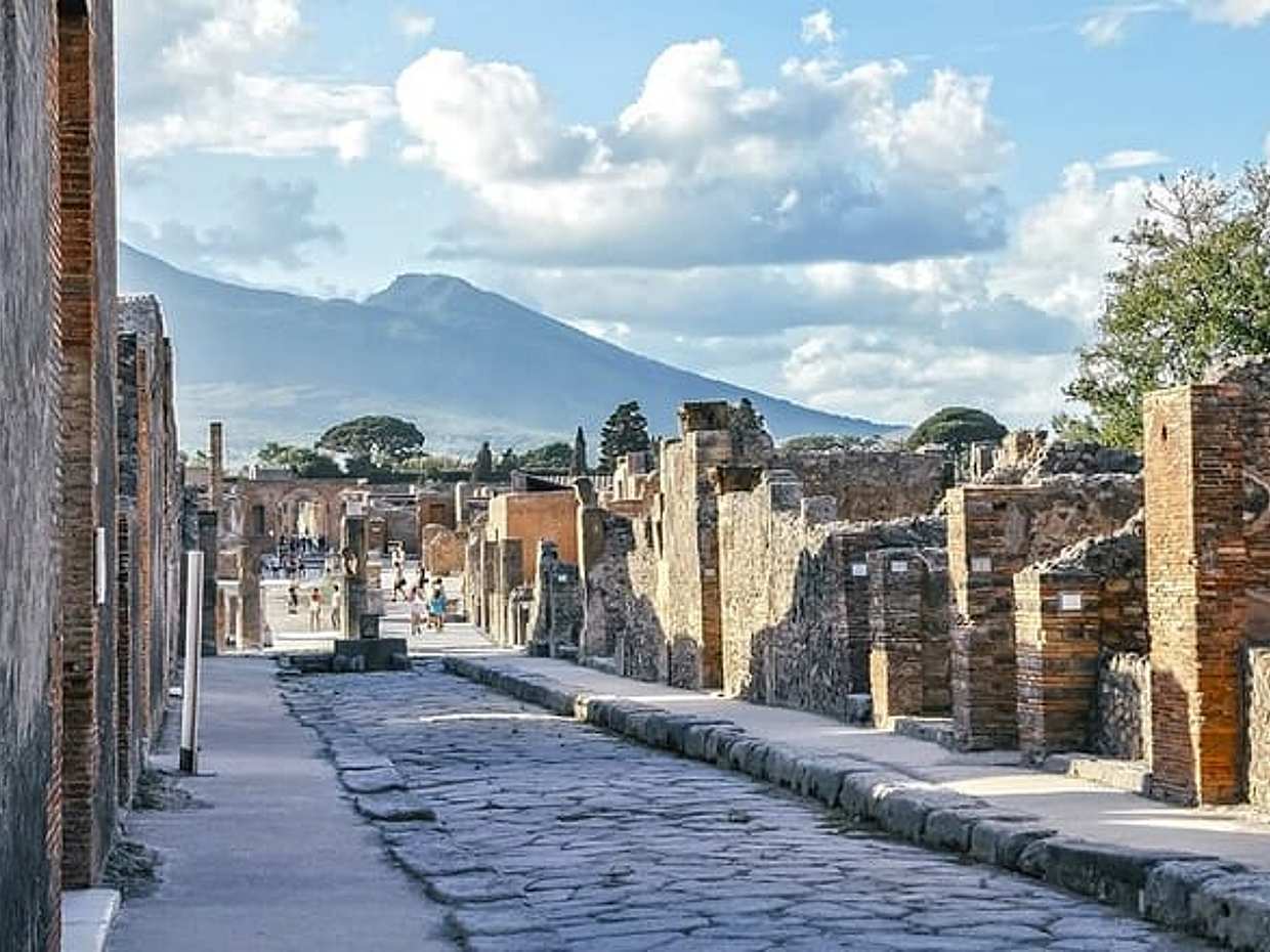 Sorrento to Pompei, Maiori, Minori and Ravello Private Tour