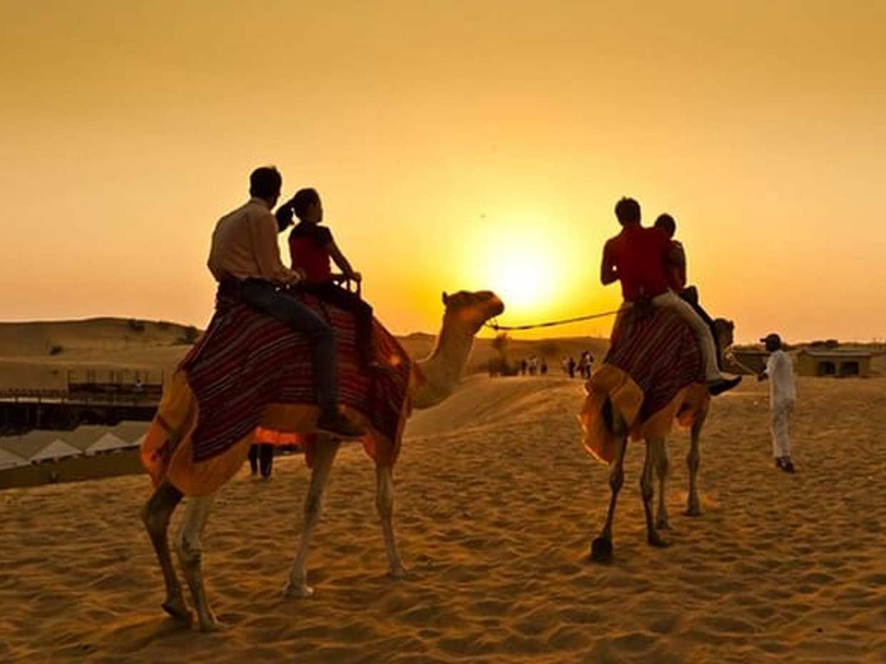 Dubai Desert Excursions with BBQ Dinner & Live Entertainment, photo 3