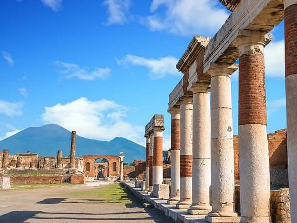 Pompeii & Sorrento: Full-Day Tour from Naples with Skip-the-Line Ticket & Lunch, photo 2