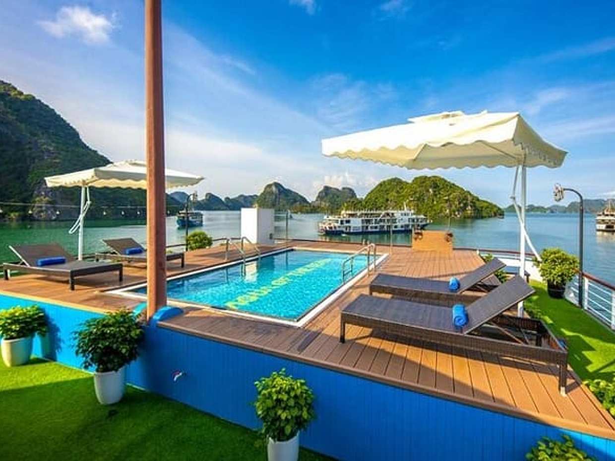Hanoi: 2-Day Lan Ha Bay & Cat Ba 5-Star Cruise with Balcony, photo 3
