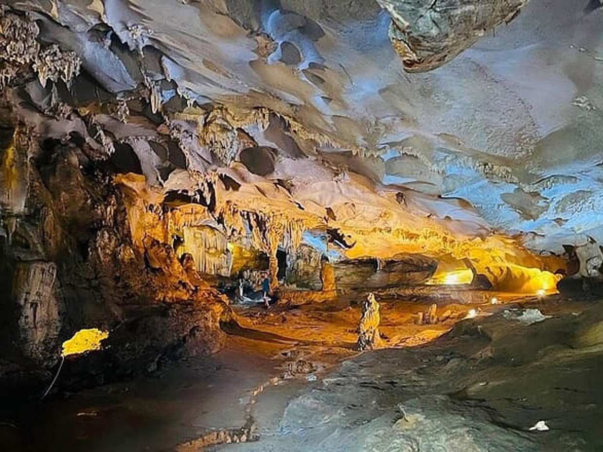 Explore Bai Tu Long Bay Day Trip to Stunning Caves & Secret Gems in Vietnam, Ha Long, photo 4