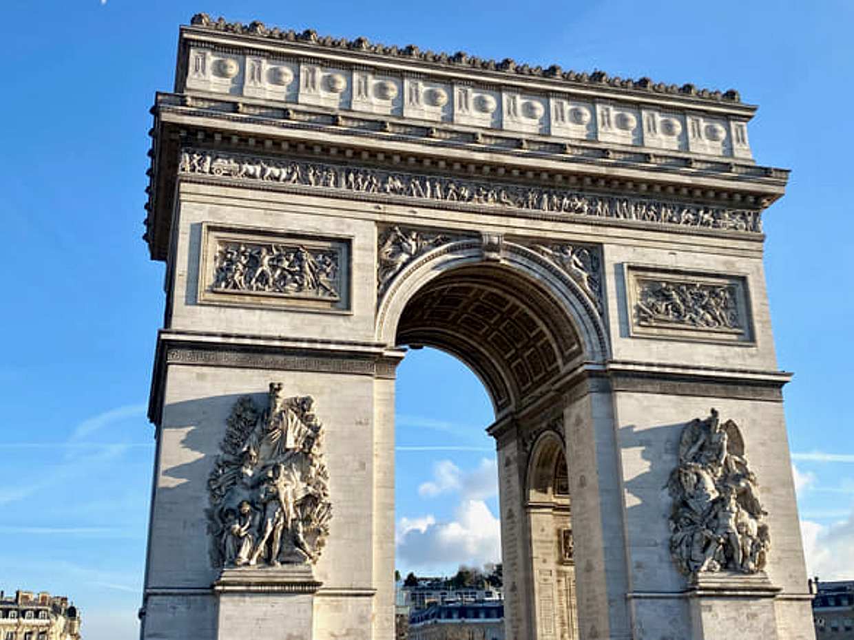 Paris City Tour, Montmartre, Latin Quater, St.Chapel Small Group.