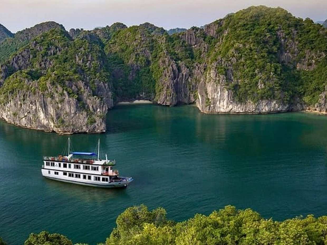 Boutique Cruise: 2-Day 1-Night Lan Ha Bay & Cat Ba Island Tour, photo 4