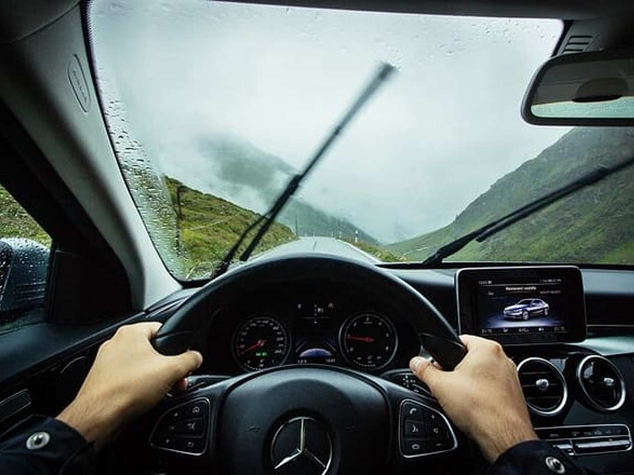 Private tour from Zurich to Interlaken and Lauterbrunnen Valley in Switzerland, Zürich, photo 3