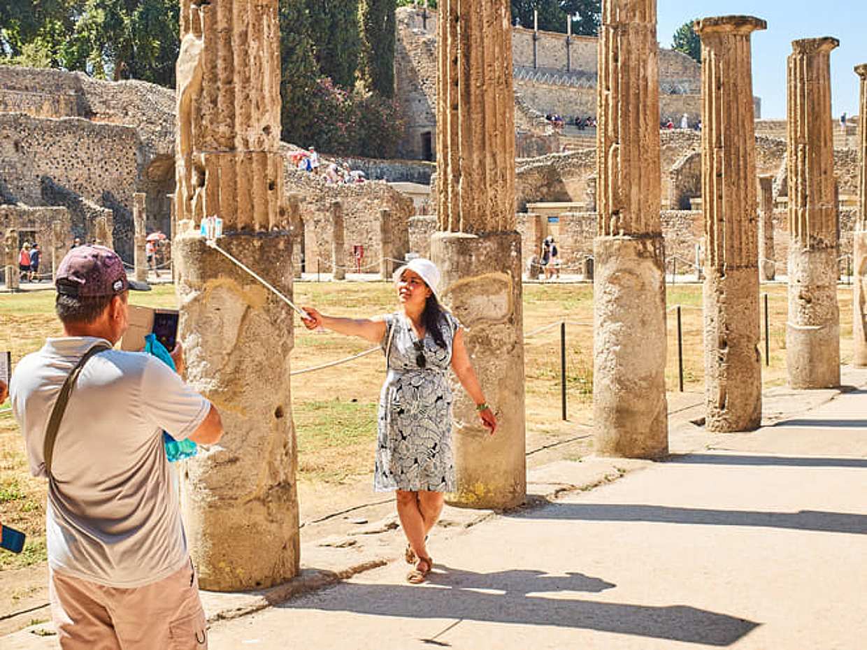 Full day tour to the Amalfi Coast and Pompeii Ruins from Naples, photo 3