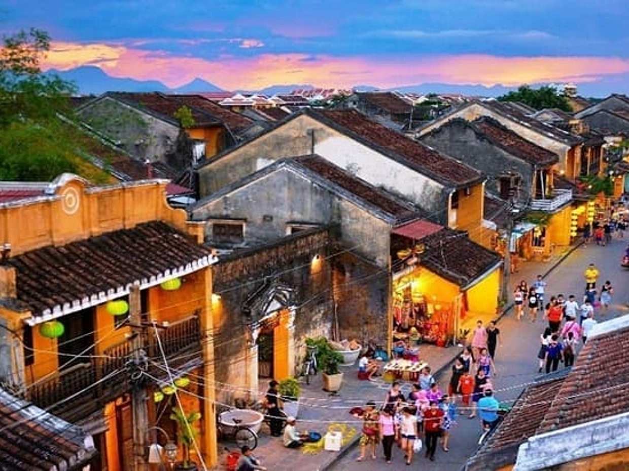Hoian Town Tour With Basket Boat & Lantern Release From Hoian, photo 3