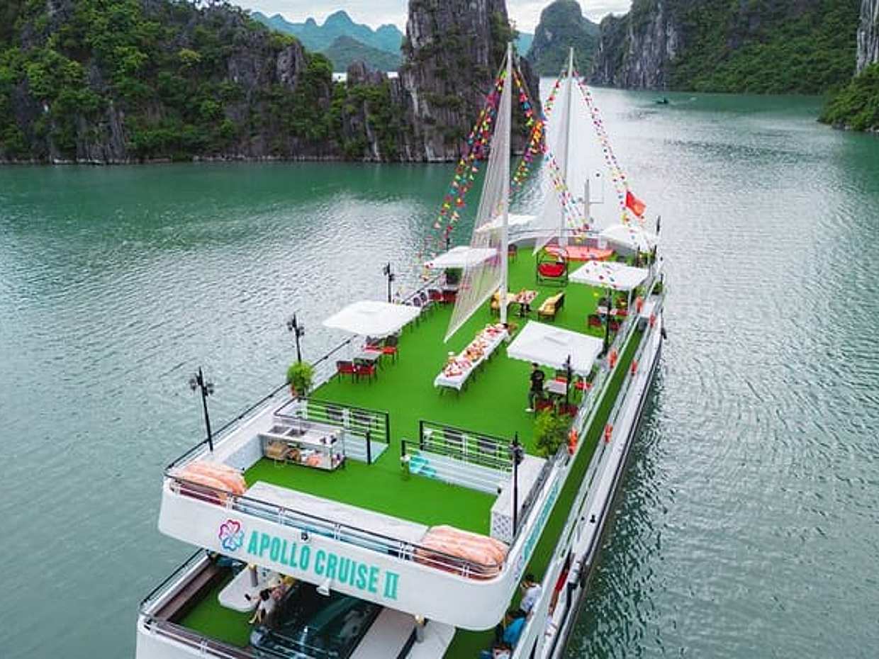 Hanoi : Ha Long Bay Luxury Day Cruise with Limousine and Buffet, photo 5