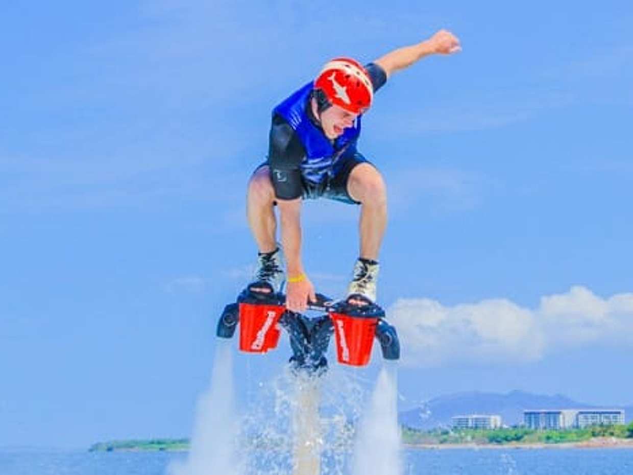 Flyboarden in Dubai - 30 Minuten in de Verenigde Arabische Emiraten, photo 2