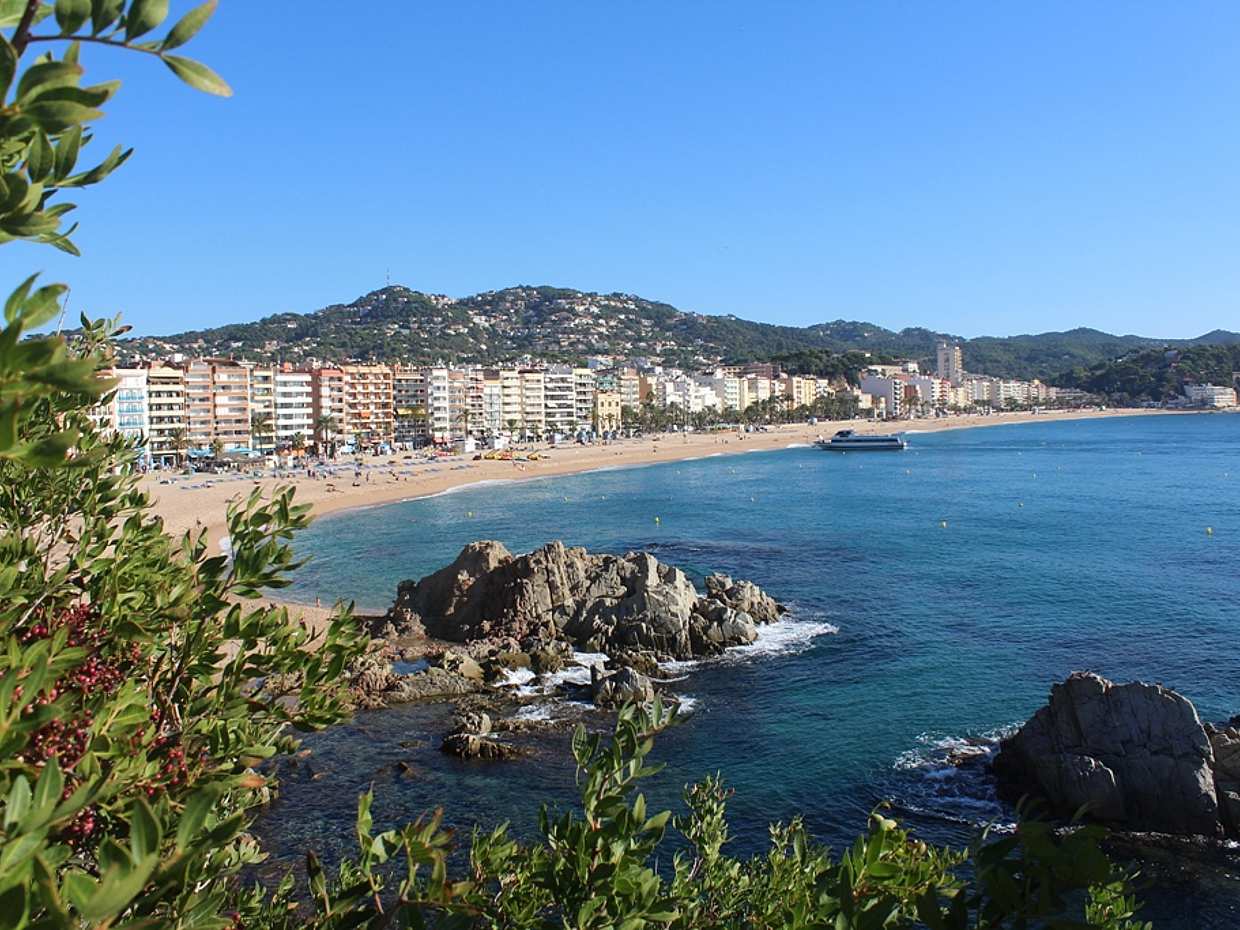 Costa Brava Day Tour With Boat Trip in Spain, Barcelona, photo 2