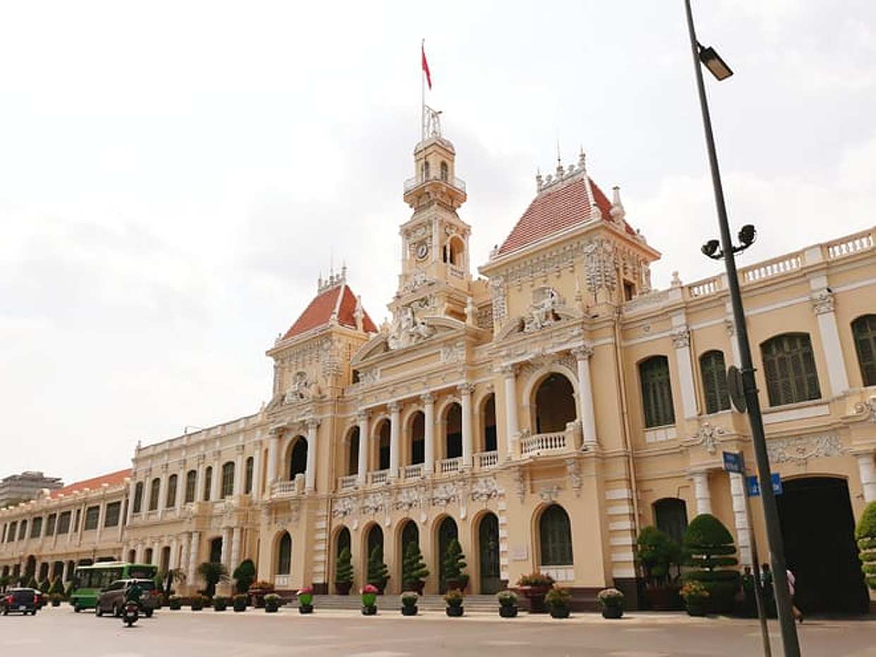 Full-Day Ho Chi Minh City Tour: Discover the Heart of the City