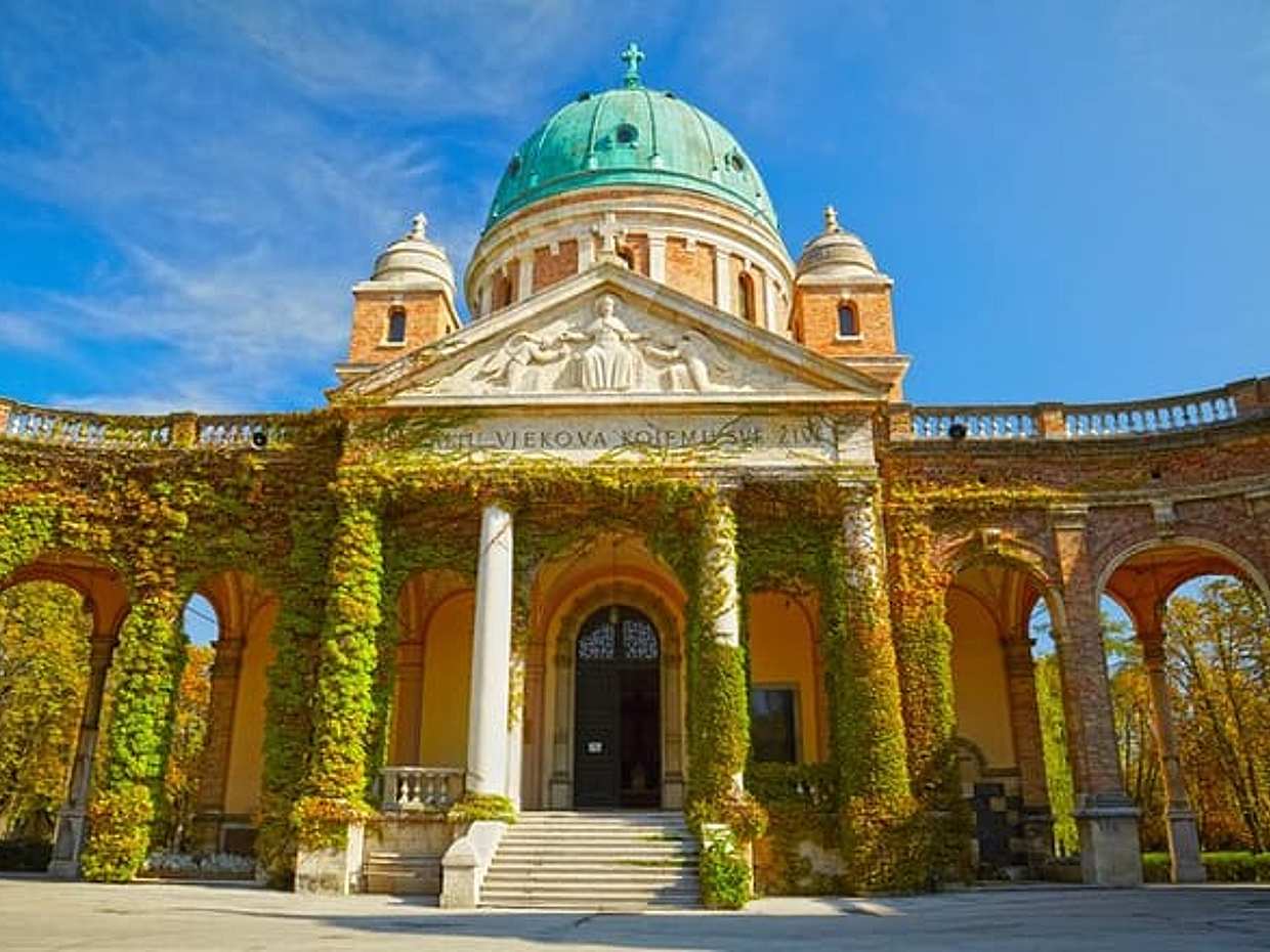Private transfer from Vienna to Zagreb with 2h of Sightseeing, photo 2