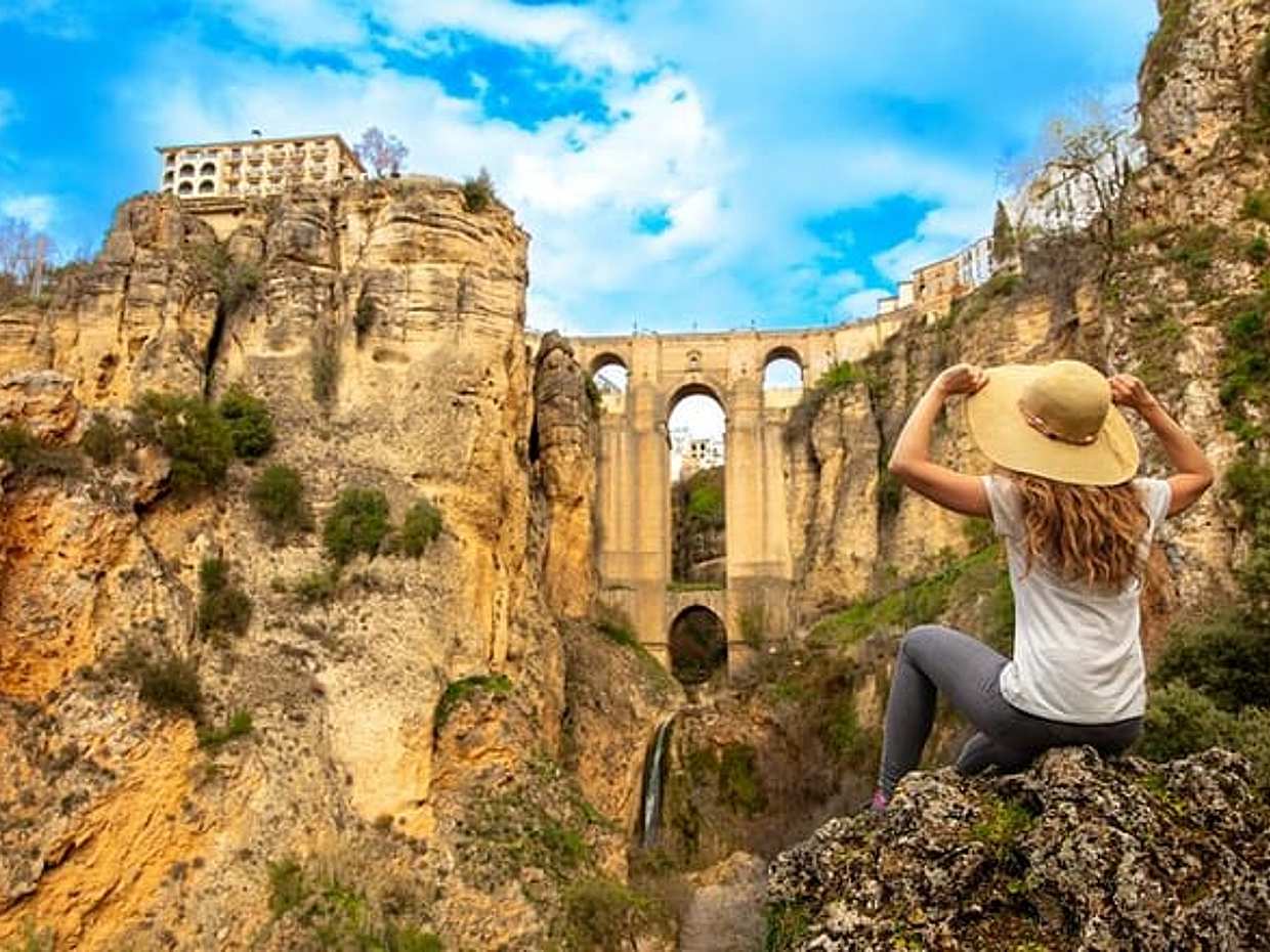 Private day trip from Malaga to Ronda and Marbella, Local driver in Spain