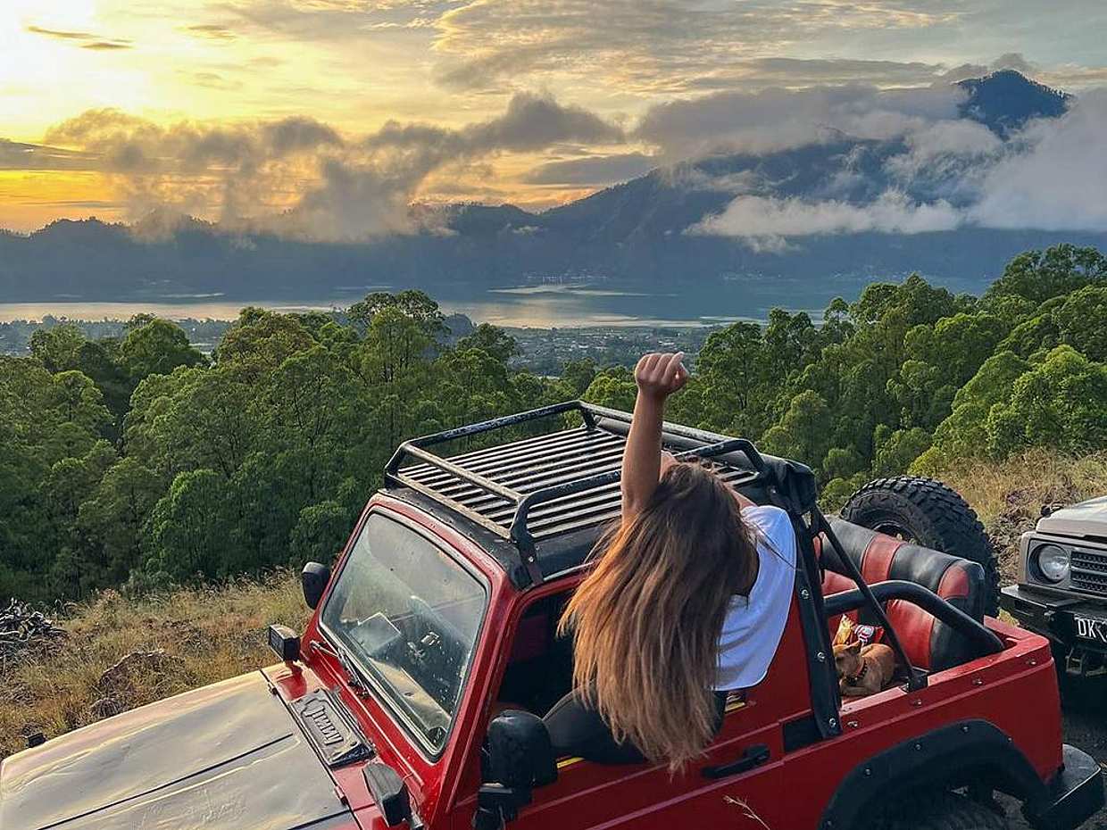 Caldera Batur Sunrise Jeep Tour, photo 3