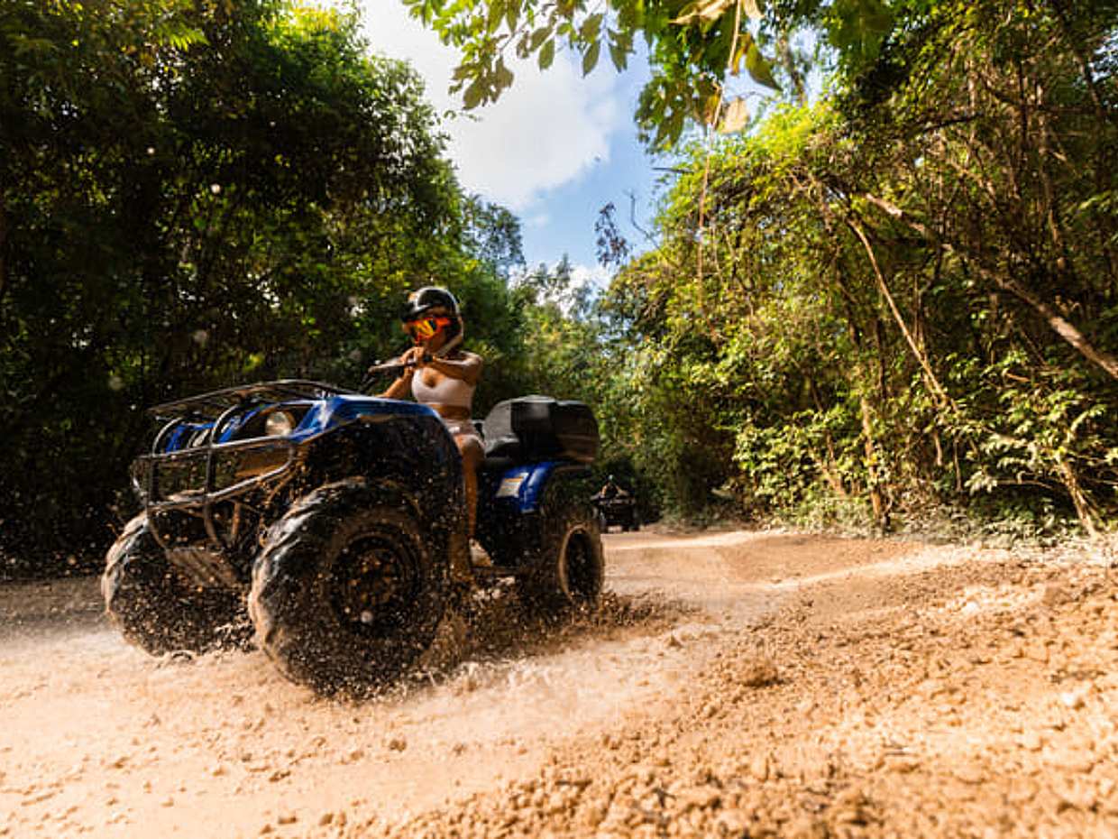 ATV Dschungel-Abenteuer mit Ziplines, Cenote & Tequila-Verkostung, Mexiko