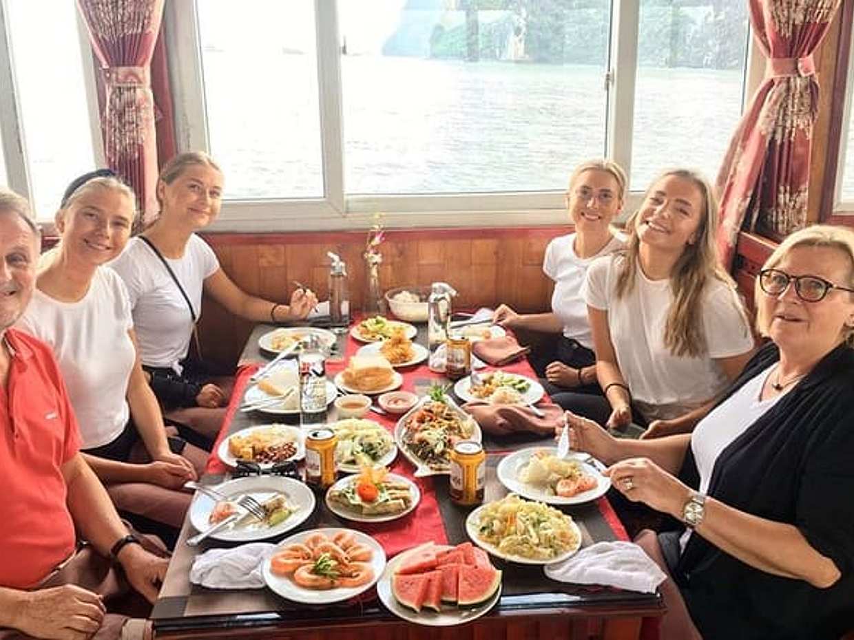 Halong Full Day Tour : Cruise, Kayak, Cave, Lunch, Beach & Island, Vietnam, photo 3