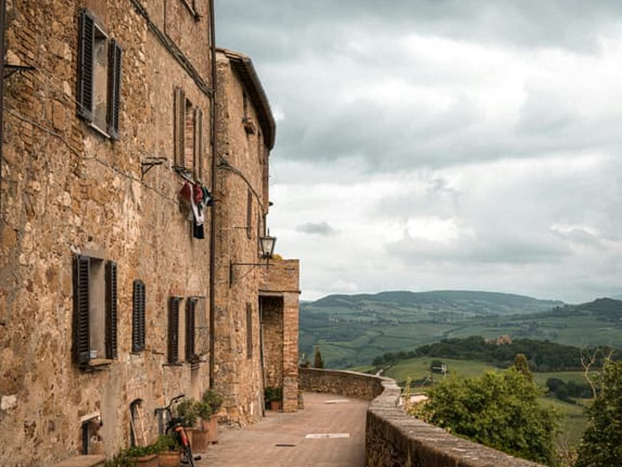 Val d'Orcia Masterpiece: E-Bike, Brunello & UNESCO Views, photo 3