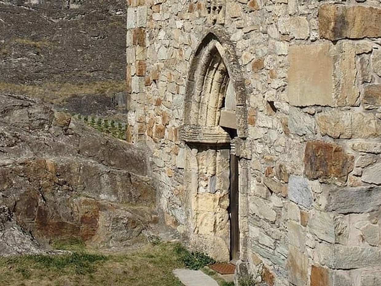 Timeless Sion: Castles, Cathedrals & Old Town Charm, photo 5
