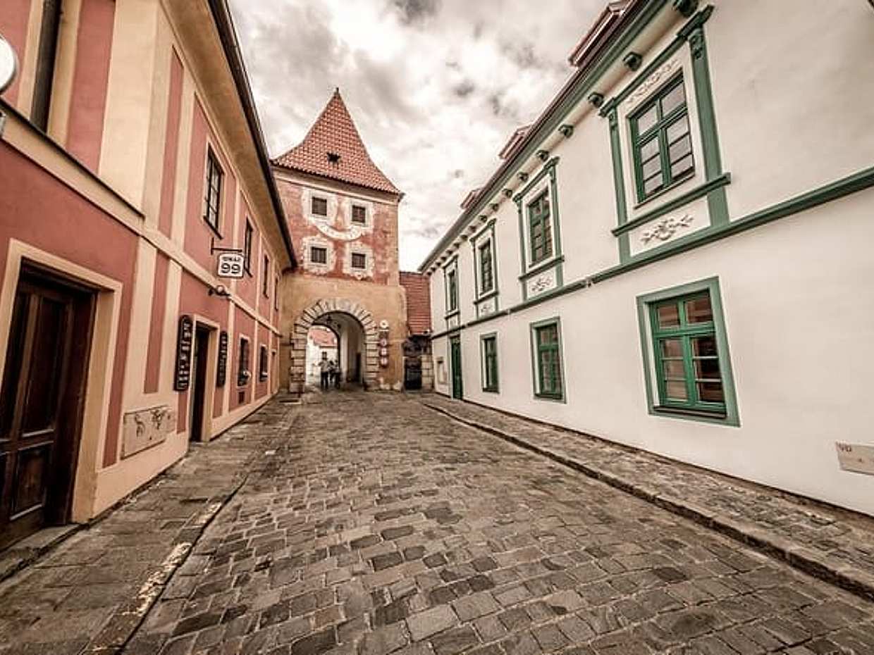 Private Transfer Hallstatt to Cesky Krumlov, 1 Sightseeing Stop, photo 3
