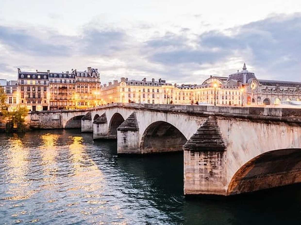 Half-Day Tour with Crepe and Eiffel Summit Visit with Pick up, photo 4