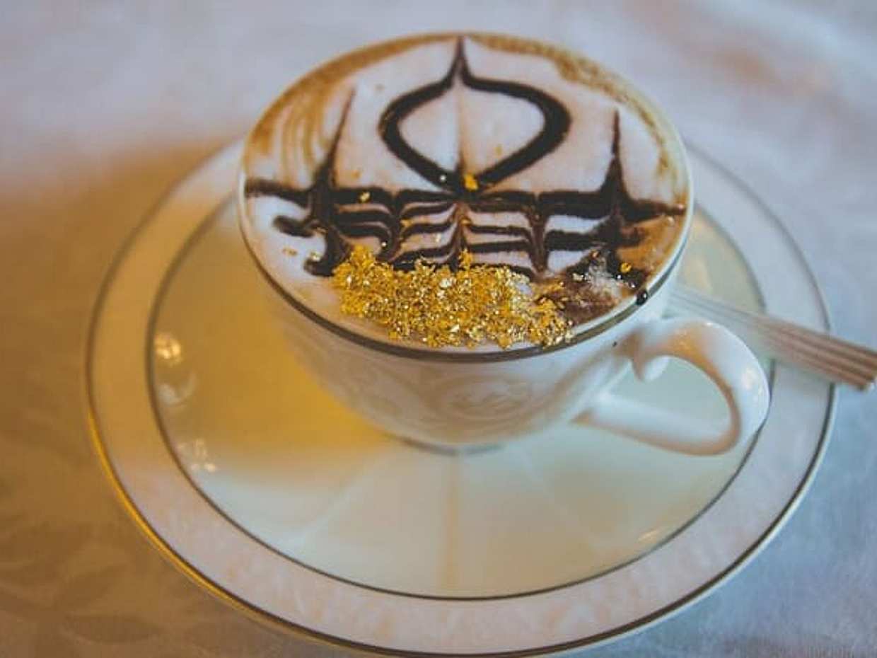 Abu Dhabi Private Tour with Qasr Al Watan & Gold Cappuccino at Emirates Palace, photo 5