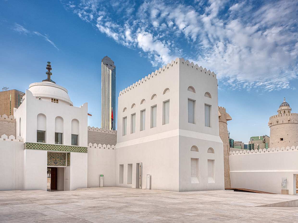 Full Day Abu Dhabi City Tour with Grand Mosque from Dubai in United Arab Emirates, photo 3